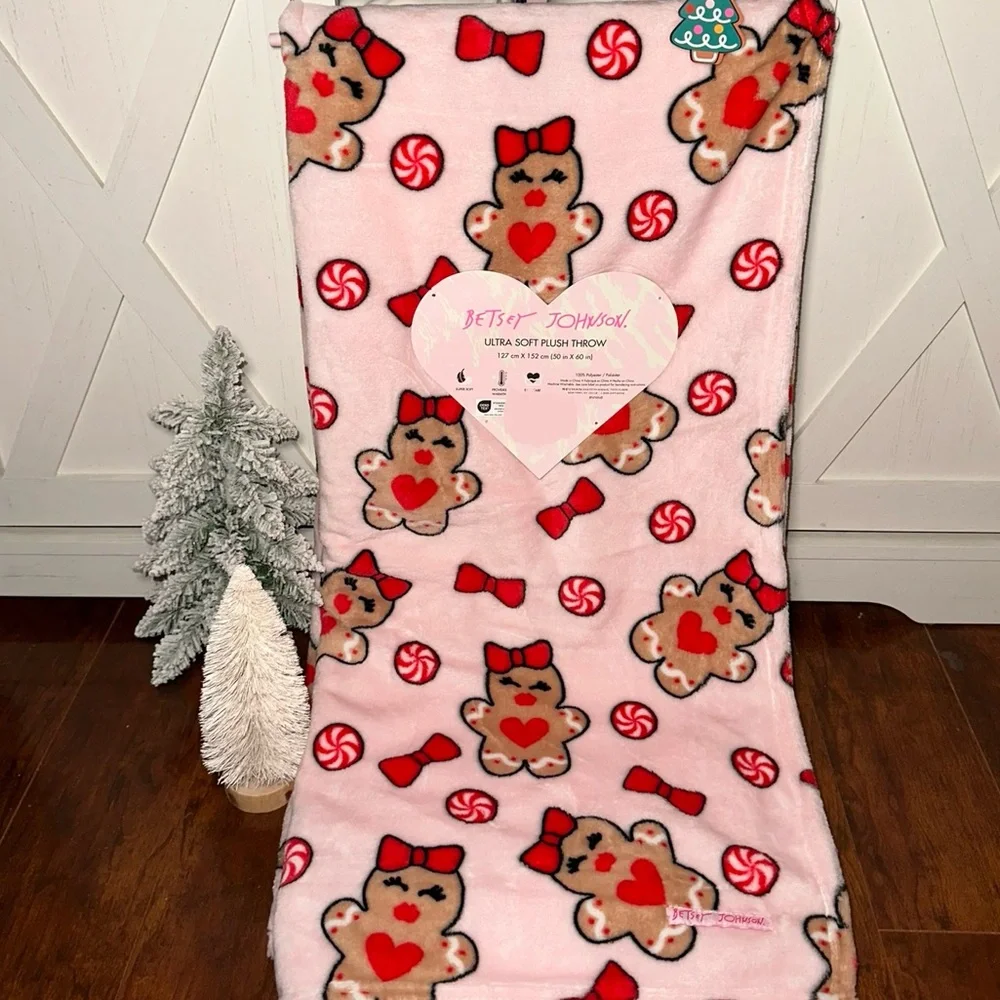 Betsey Johnson Pink Gingerbread Plush Throw Blanket